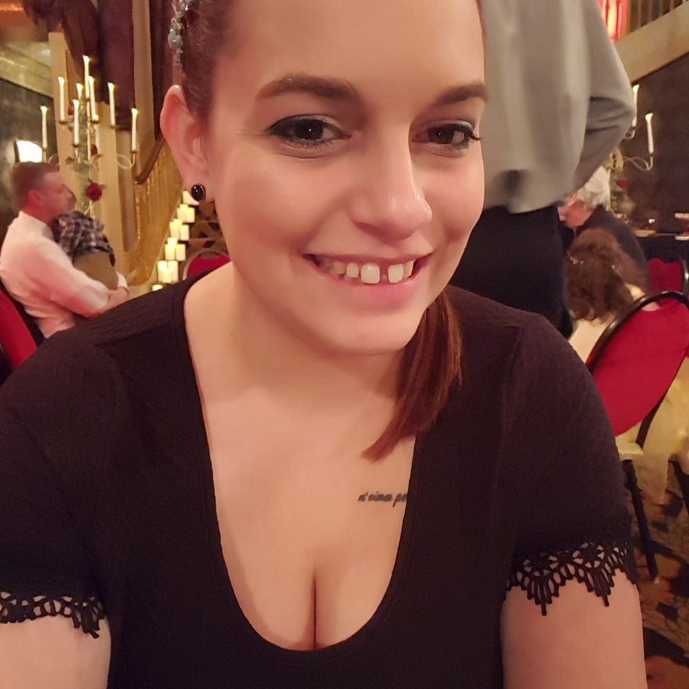 Meet your Posher, Jenny